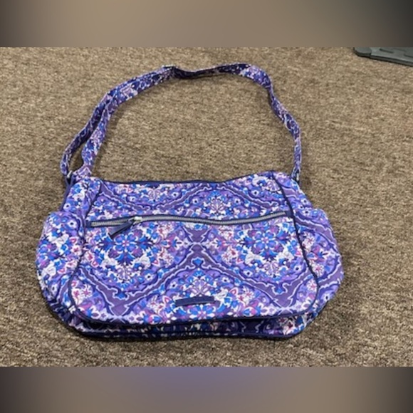 Vera Bradley Woman’s Bag Tote Shoulder Bag Handbag Purple Paisley Floral - Picture 1 of 7
